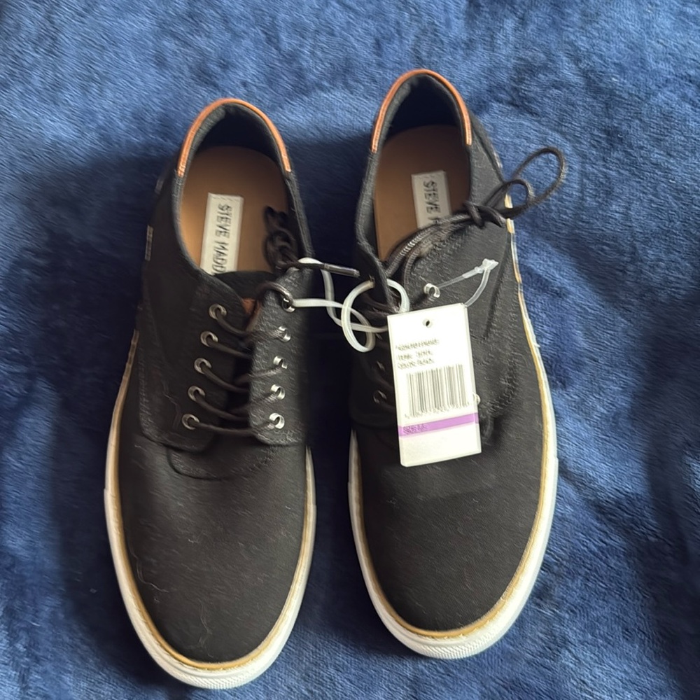 Men’s Steve Madden Black Fabric Upper 8.5 NWT